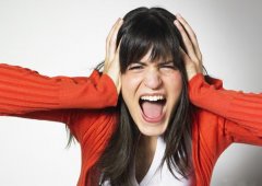 ��Ƣ������Ѫ�ܼ����Ķ�ʱը��